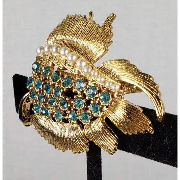 Vintage Signed Gerry's Gold Tone Pearl Aqua Blue Crystal Rhinetsone Leaf Brooch - Picture 4 of 14